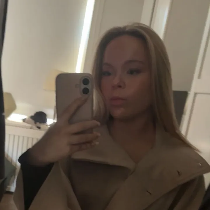 ella.steinst