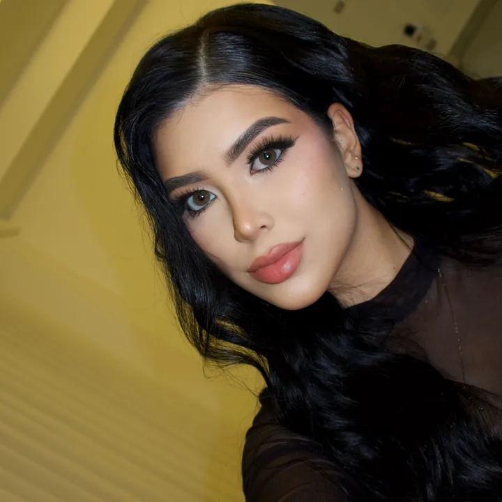 @nicolehurtado__