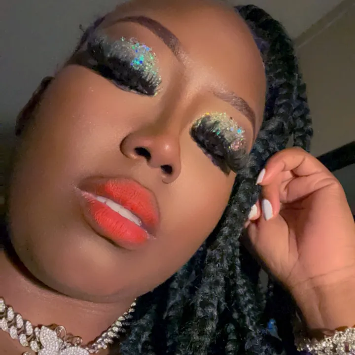 @shaysmoochez