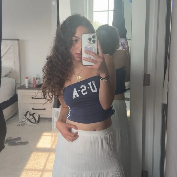 @itsxmollyc
