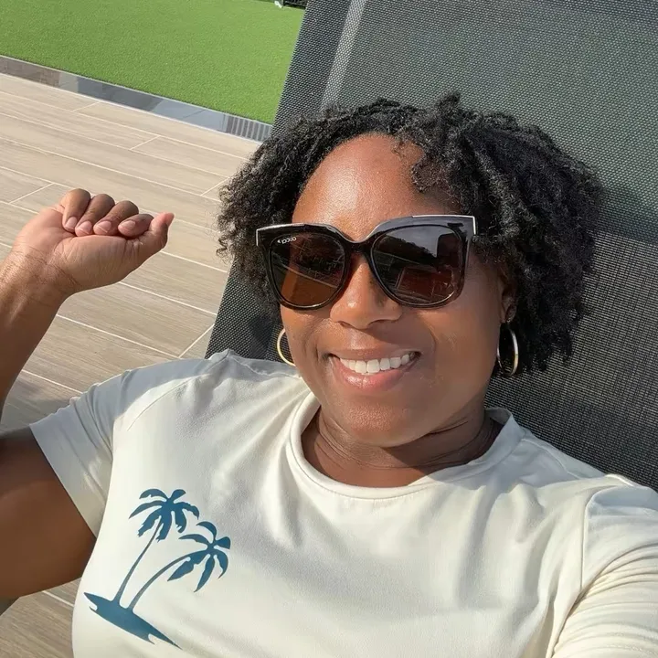 simply_shanisty