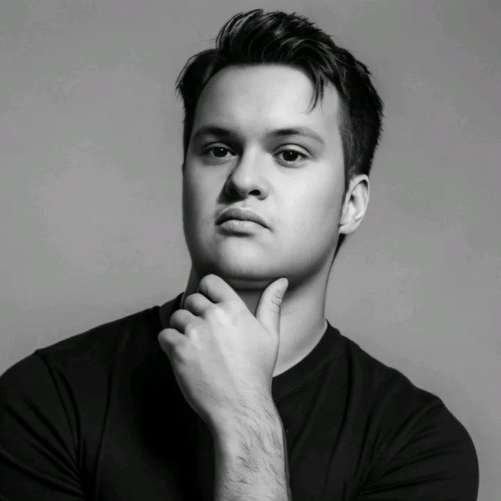@marcomucciarone