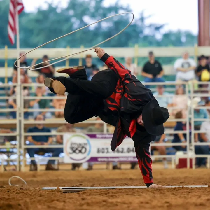 kidwithropesandyoyos