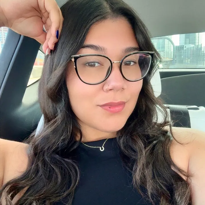@isavfernandez