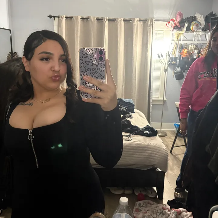 @lesliee_vv