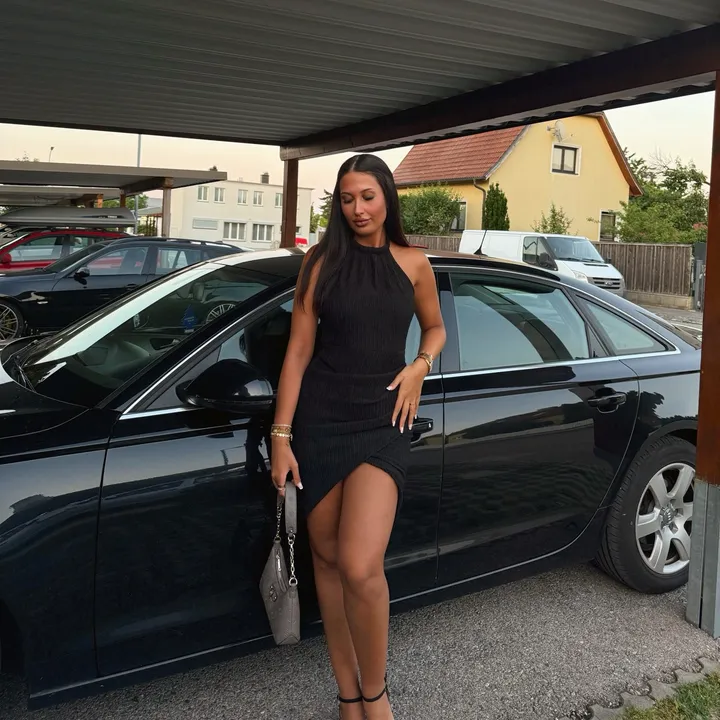 alina.pxn