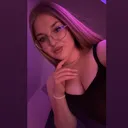 @_daniela_252