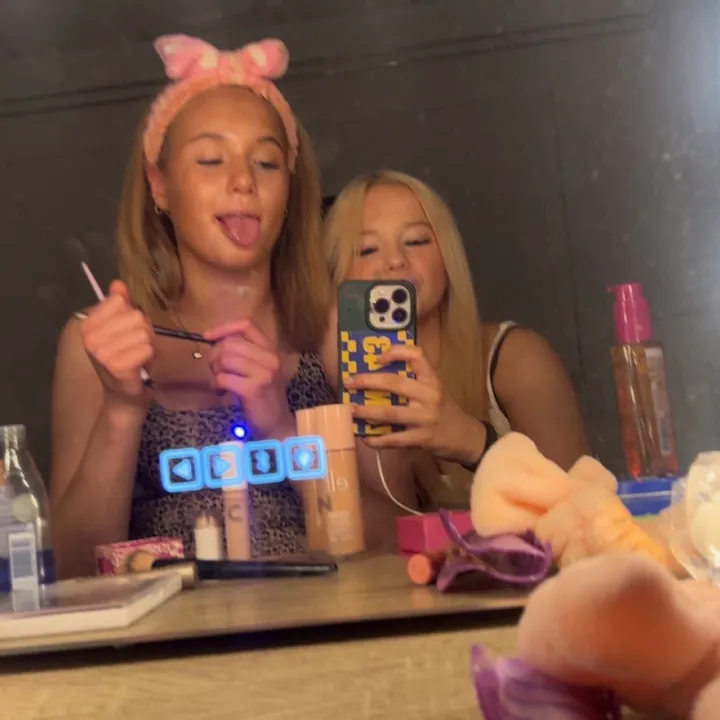 emma.hk16