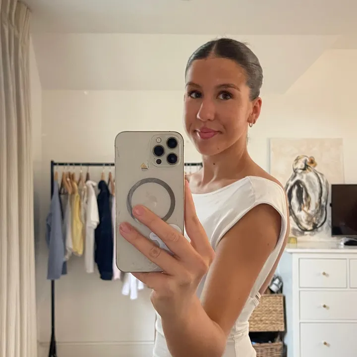 @millymayrendall