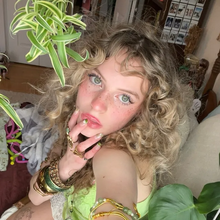 @renaetherainlily