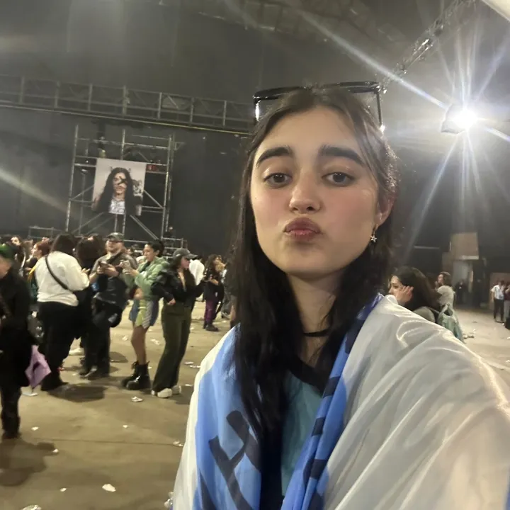 @whothefuckisgui_