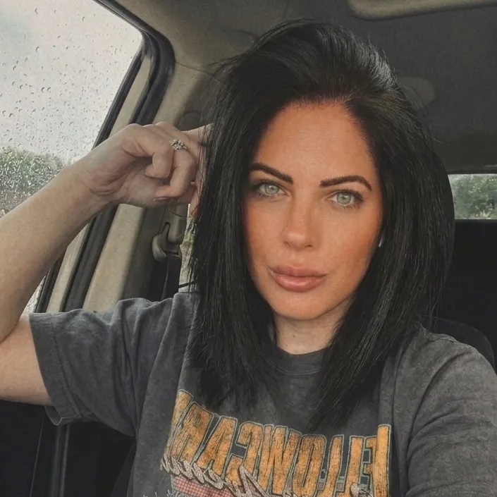 @itsamber1776