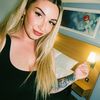yourgirldeexbacku