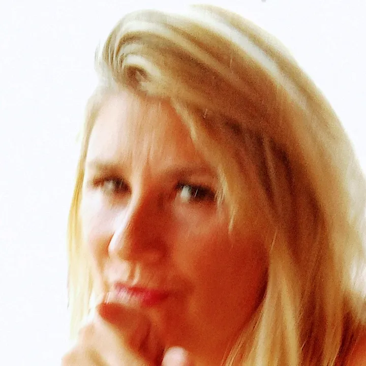 perlaleonina