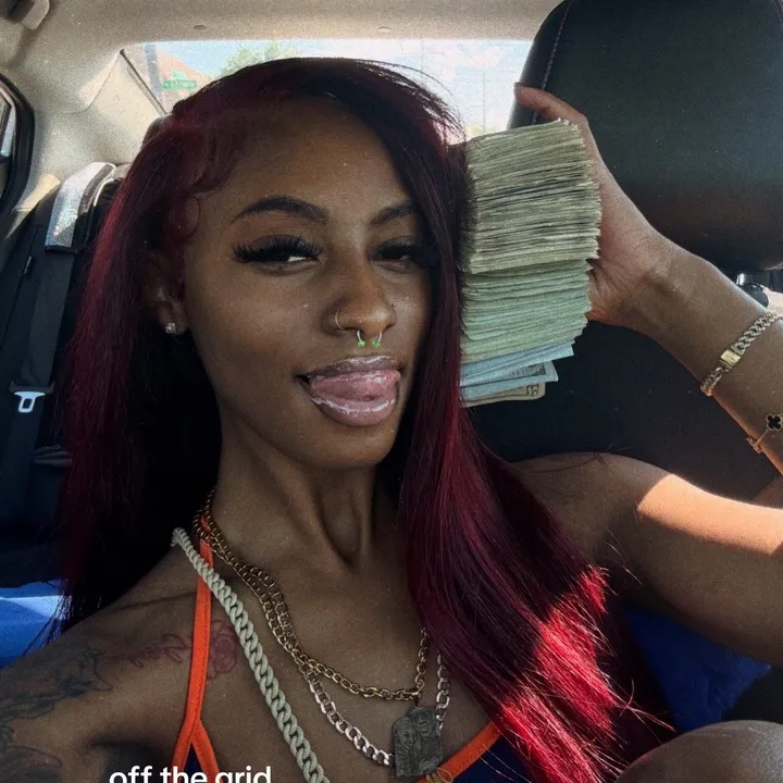 aaliyah_pglt