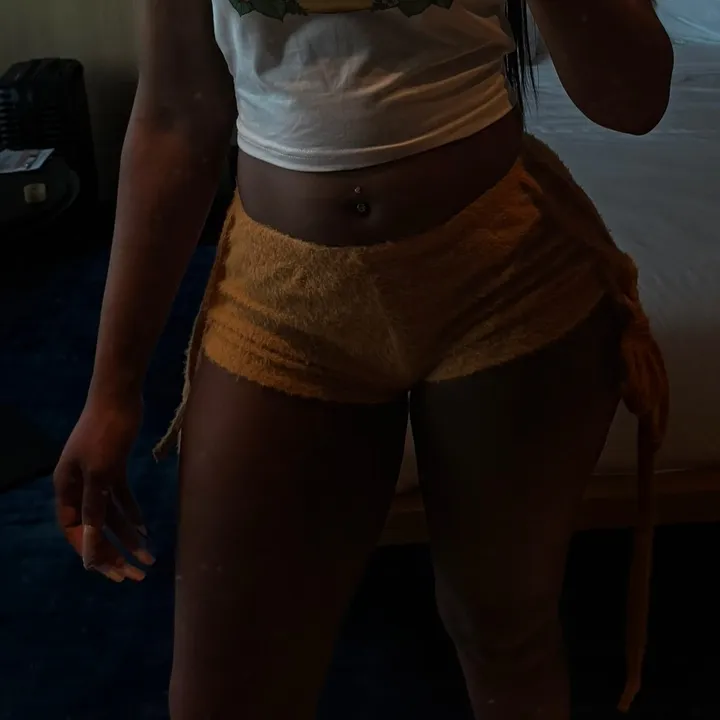 @yaa_tina_