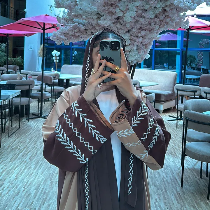 ishaa_glamour_hub