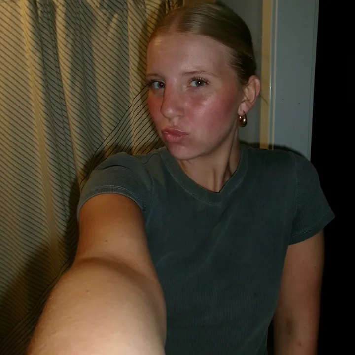 @taypenceee