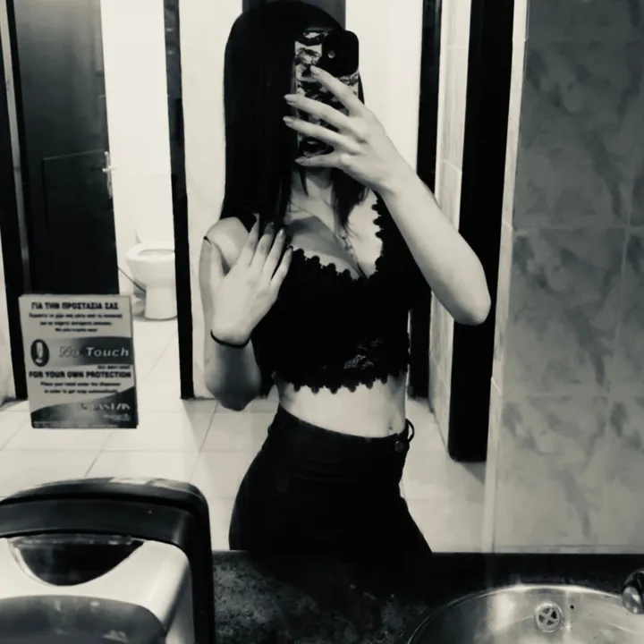 @_.a.nikou._