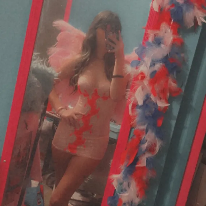 the.life.of.a.showgirlts