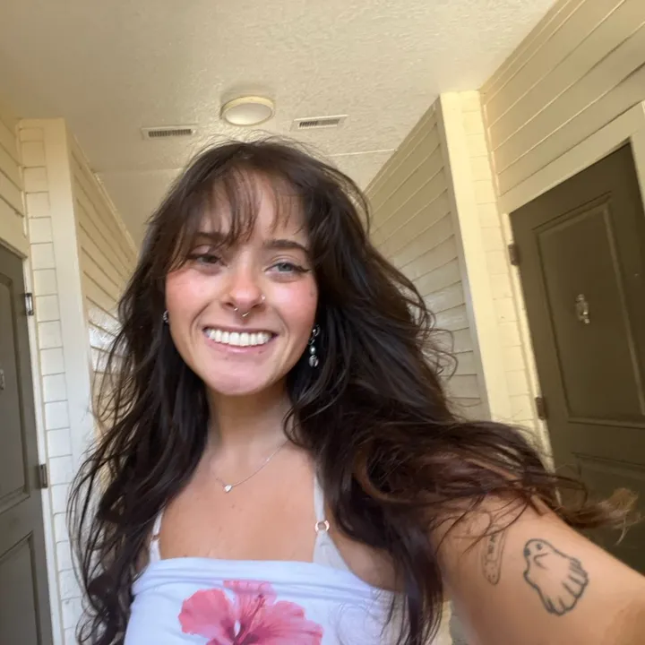 @mollynewlinnn