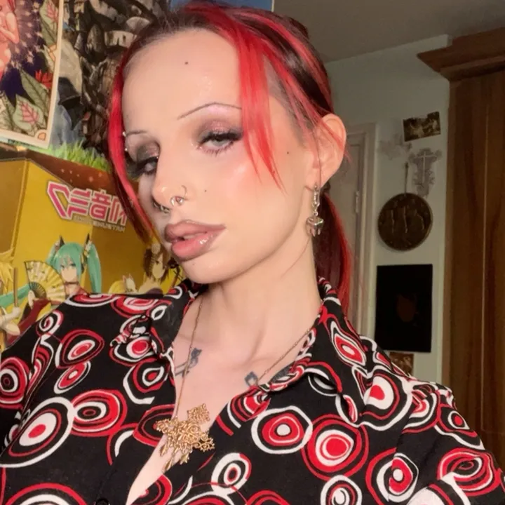whole_lott4_red