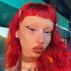 lea_toute_rouge