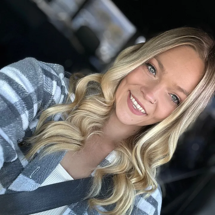 @danitallgirl