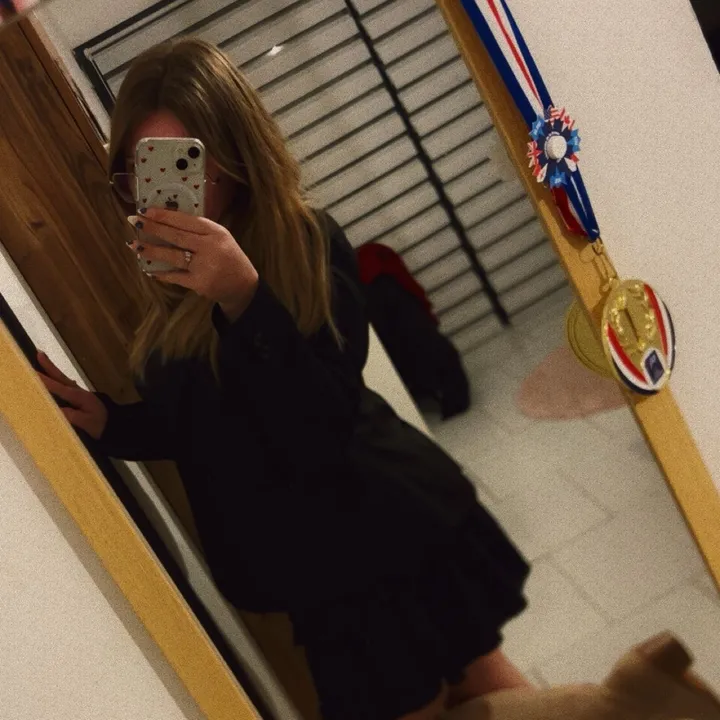 @el..ina_