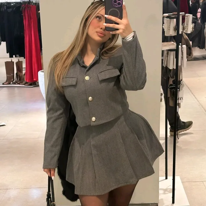 @victoriavivi0224