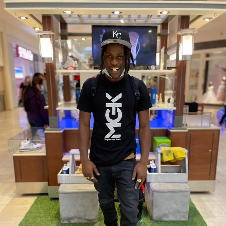 gucci2greedy