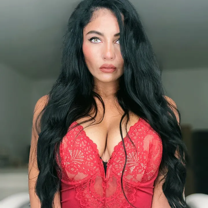@victoria.x.noire