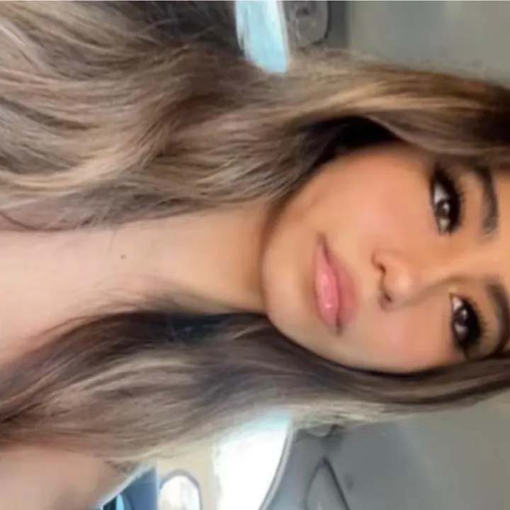 @phia.liz
