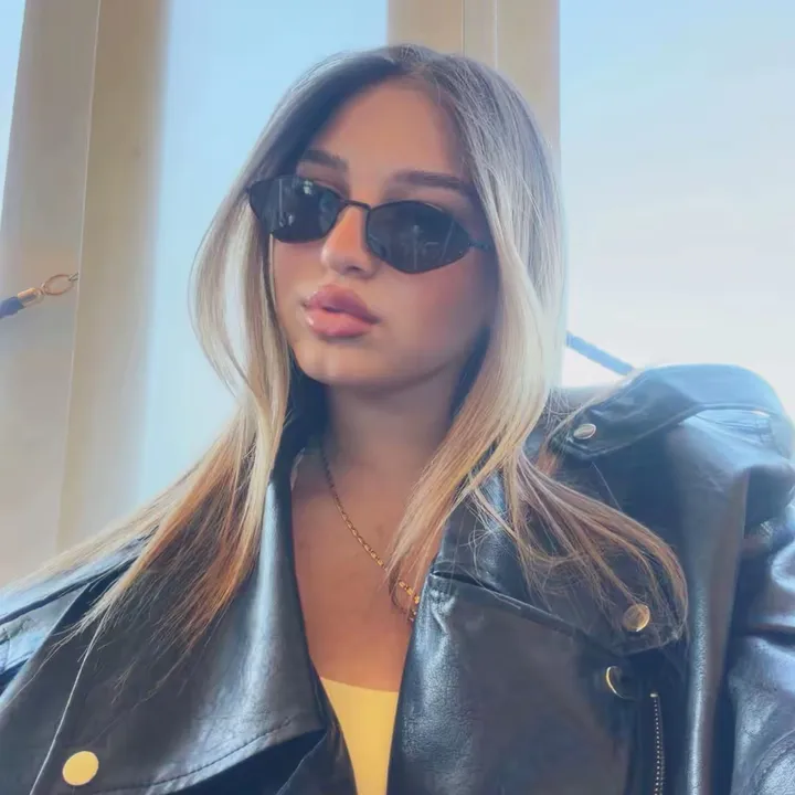 luisamirevole8