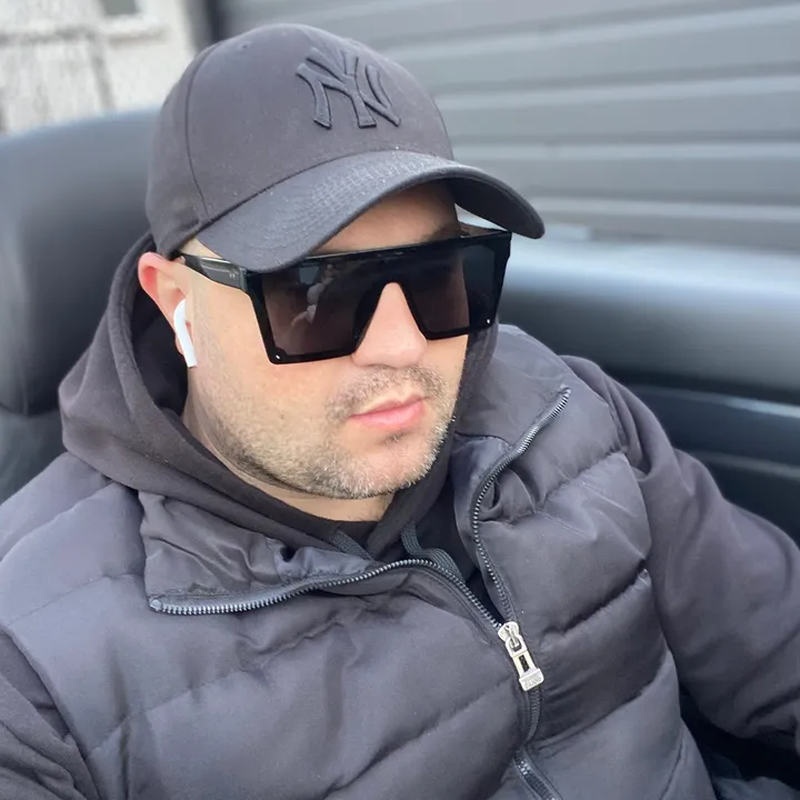 @roman_cars