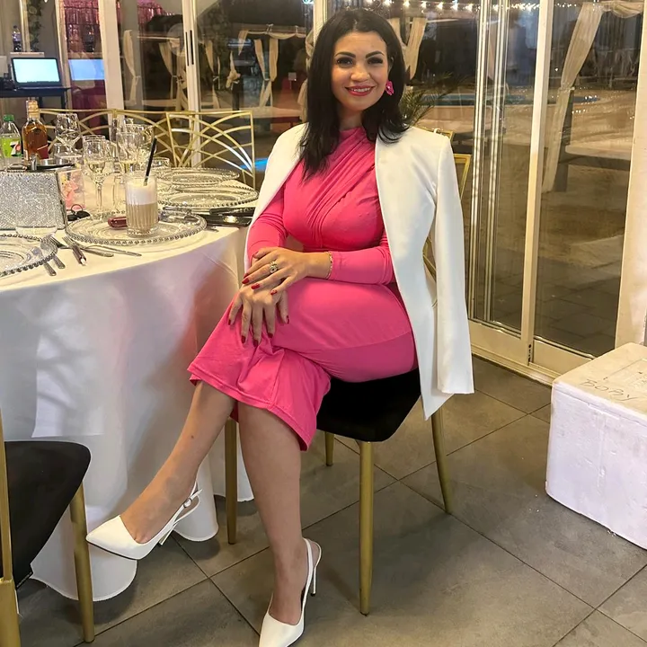 claudia_marinela8