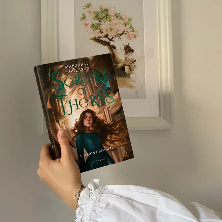 estelleslibrary_