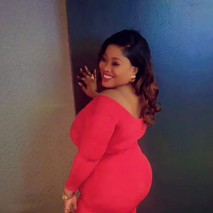 @shainapaul