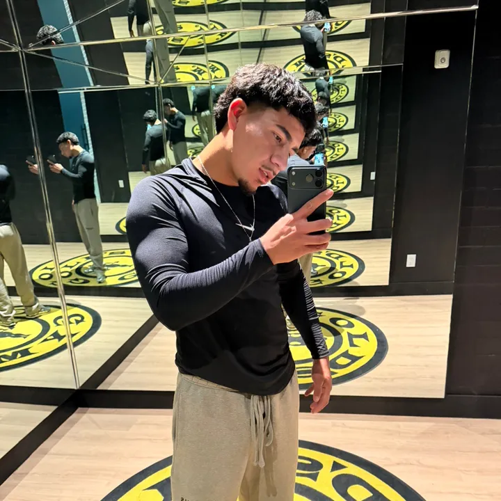 @elrobertoficial