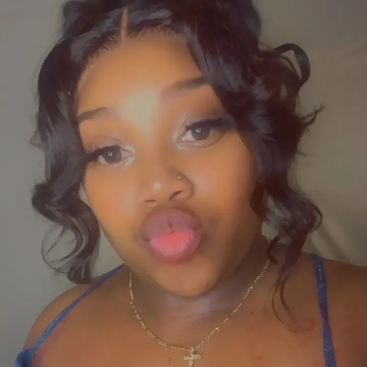 @therealllola