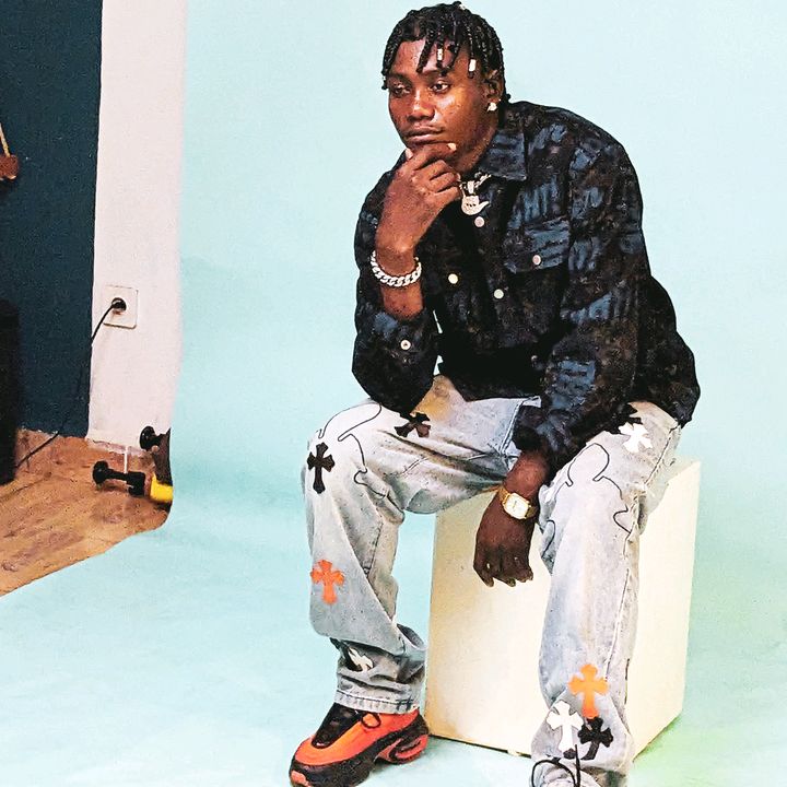 Lyricsky - DouDou