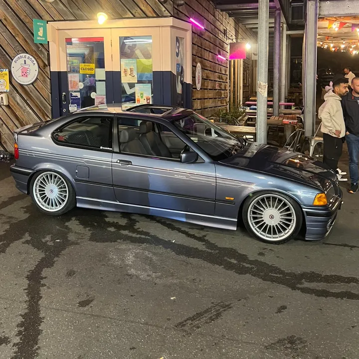 @lousthirtysix