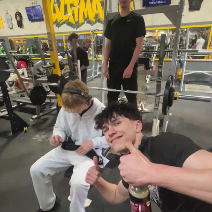@harrygym4