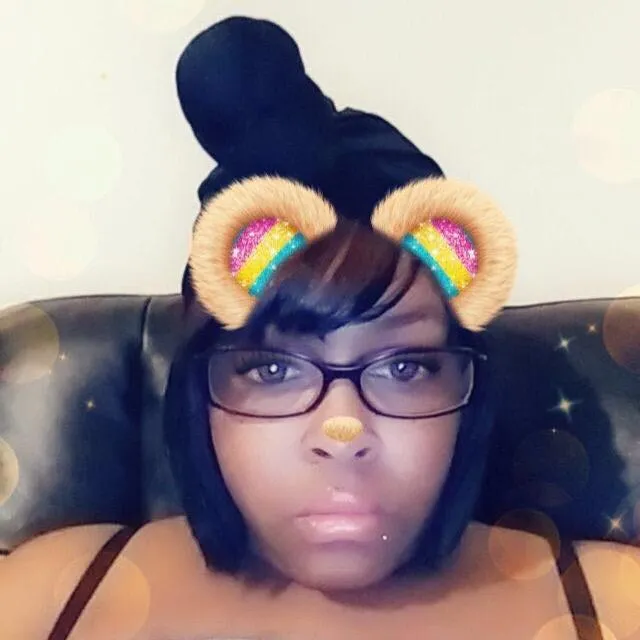 @shakaylaadams