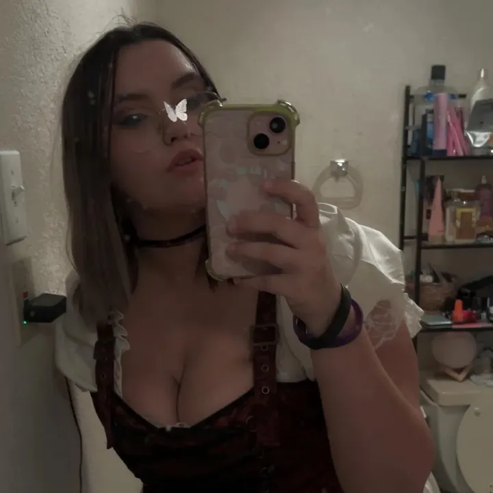 @capnsniperkittycosplays