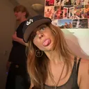 @livvydowlingg