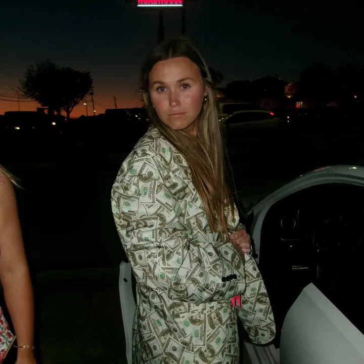 queenhayleyy