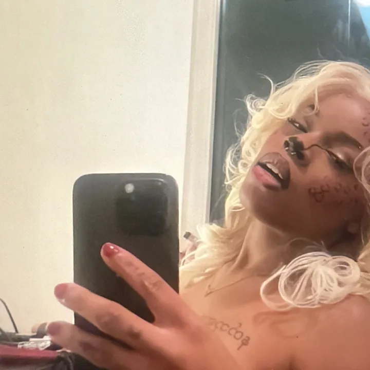 @ariianiya