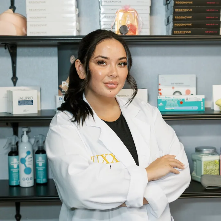 luxx_cosmetics_academy