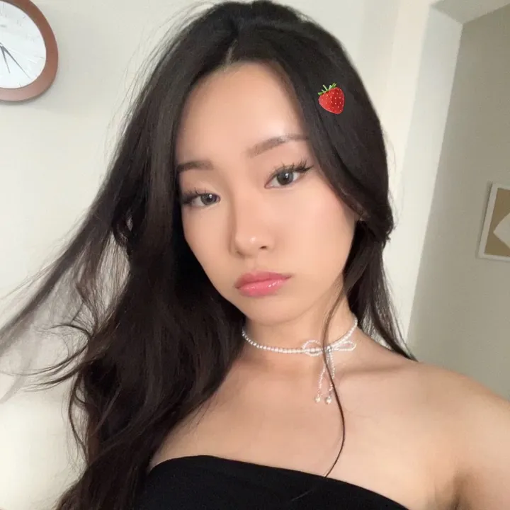 @alenayuann